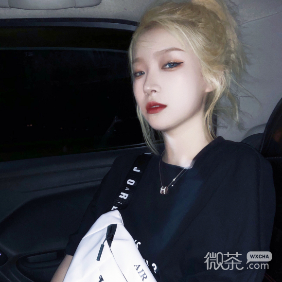 微信酷酷的最潮小清新阳光女生头像