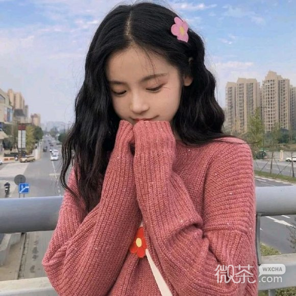 微信最潮阳光性感女生头像