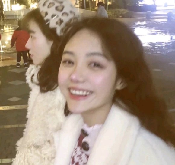 微信洒脱网红最潮女生头像