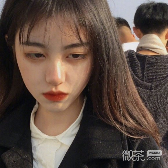 微信最潮清新女生头像