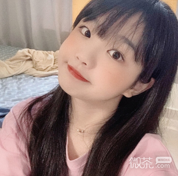 微信长发卡通阳光女生头像