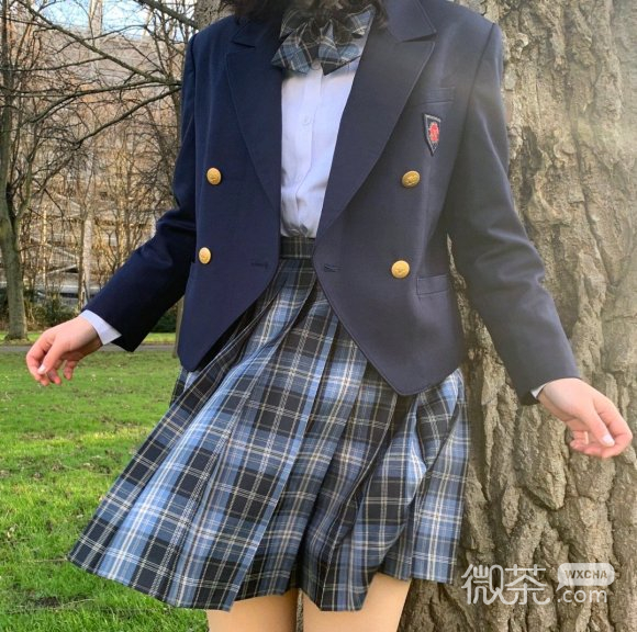 微信最潮快手干练女生头像