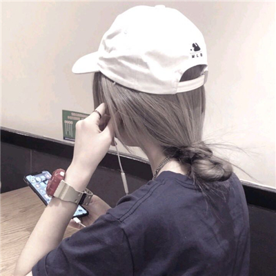 微信酷拽御姐女生头像