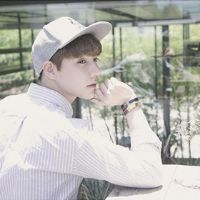 时光小巷的少年微信头像