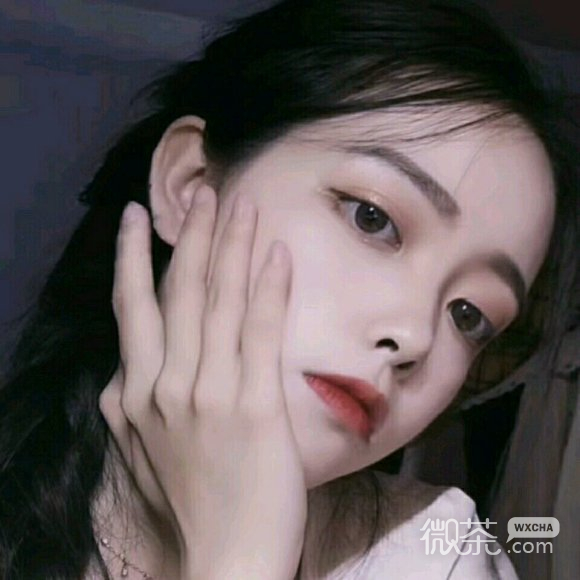 微信成熟性感网红女生头像