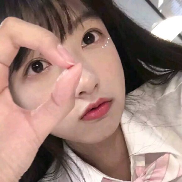 微信成熟性感网红女生头像