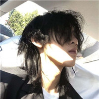 帅气有型的时尚范男版微信头像