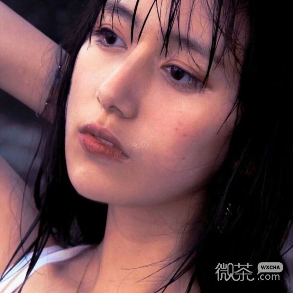 高冷御姐风女生微信头像