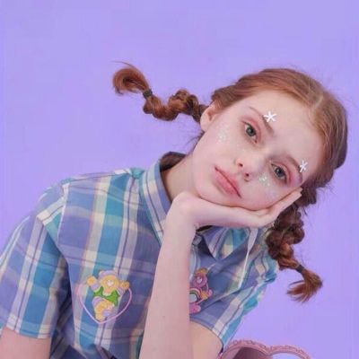 漂亮美女版欧美微信头像