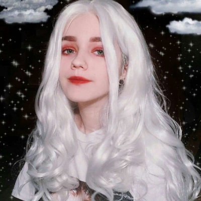 漂亮美女版欧美微信头像