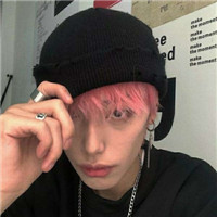 霸气高冷范的男生微信头像