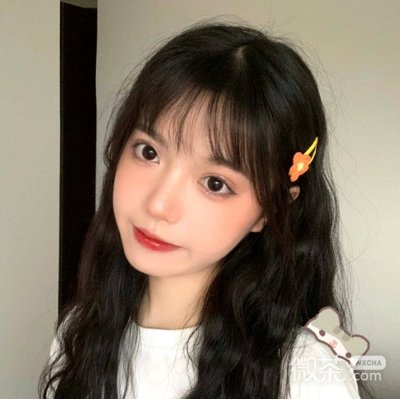 微信洒脱最潮深沉女生头像