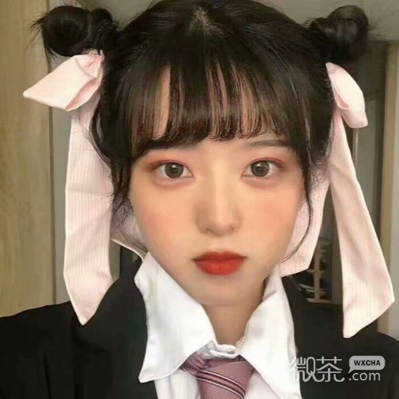 洒脱长发最潮阳光微信女生头像