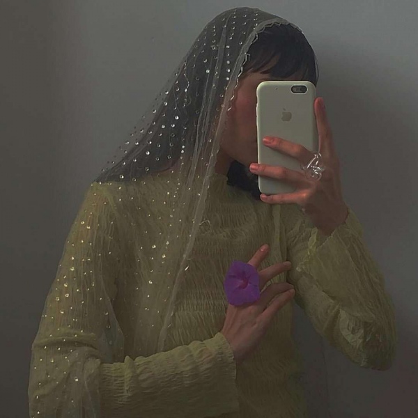 治愈系绿色护眼的微信聊天背景图