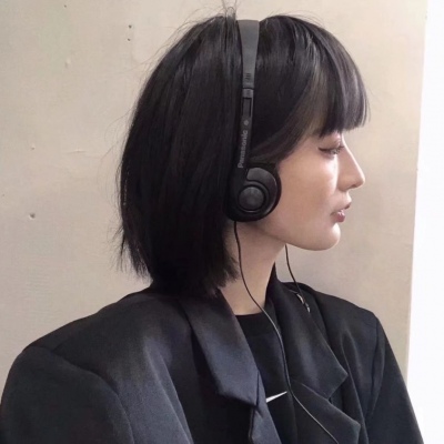 酷酷的霸气女生微信头像