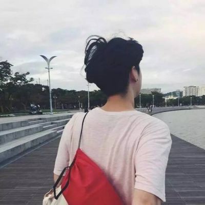 酷酷的帅气男生微信头像