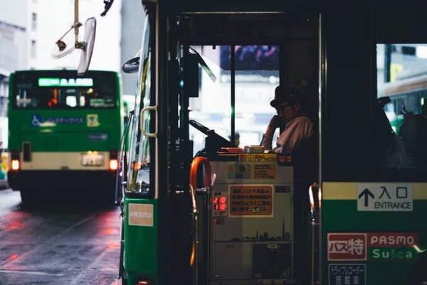 街景图片唯美伤感朋友圈背景图