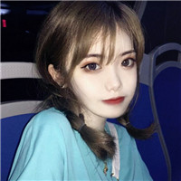 化完妆后的女生微信头像