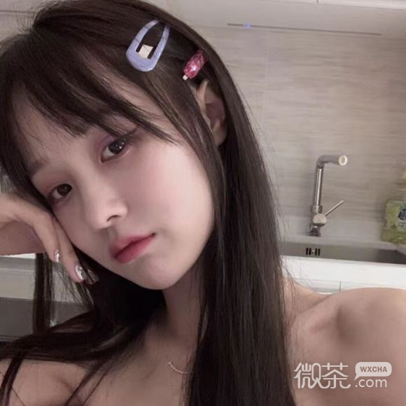 微信唯美阳光性感长发女生头像