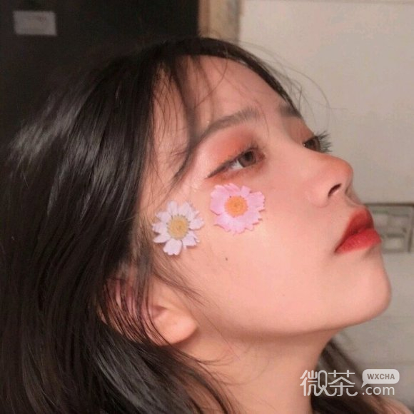 长发深沉最潮阳光微信女生头像