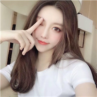 化完妆后的女生微信头像