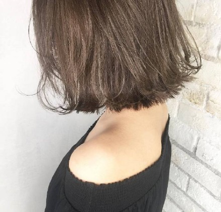 短发女生霸气超拽图片素材