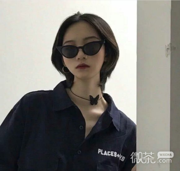 微信最潮阳光青春女生头像