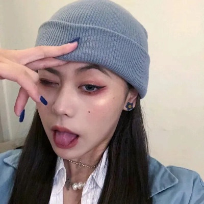 超级仙的欧美风个性另类的外国美女微信头像