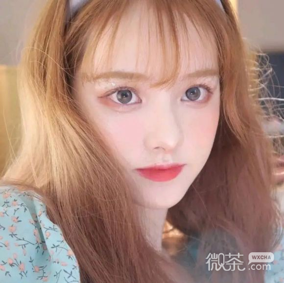 长发性感阳光微信女生头像