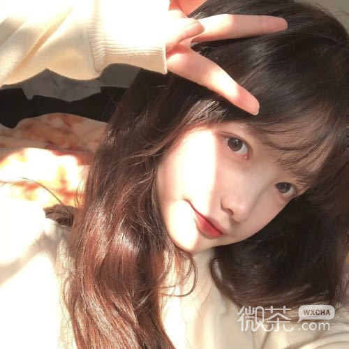 微信最潮阳光文艺女生头像