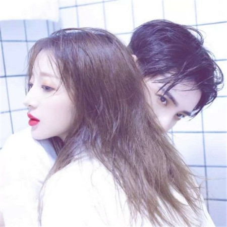 幸福恩爱情侣微信图片素材