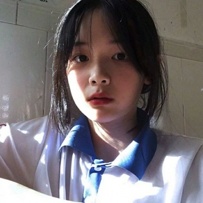 蓝色系女生可爱微信聊天背景图