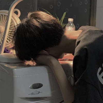 超有意境的非主流男生微信头像