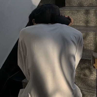 超有意境的非主流男生微信头像