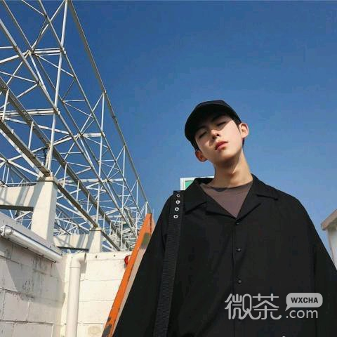 微信清纯最潮阳光男生头像
