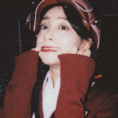 2020好看的最新最潮韩系时尚个性女生微信头像