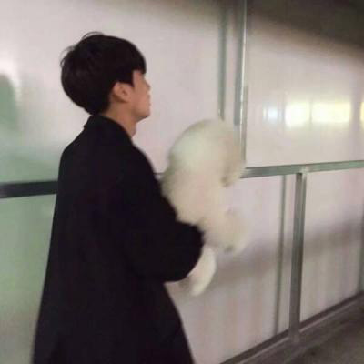 小清成熟文艺男生微信头像