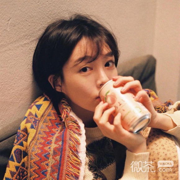微信阳光最潮气质女生头像