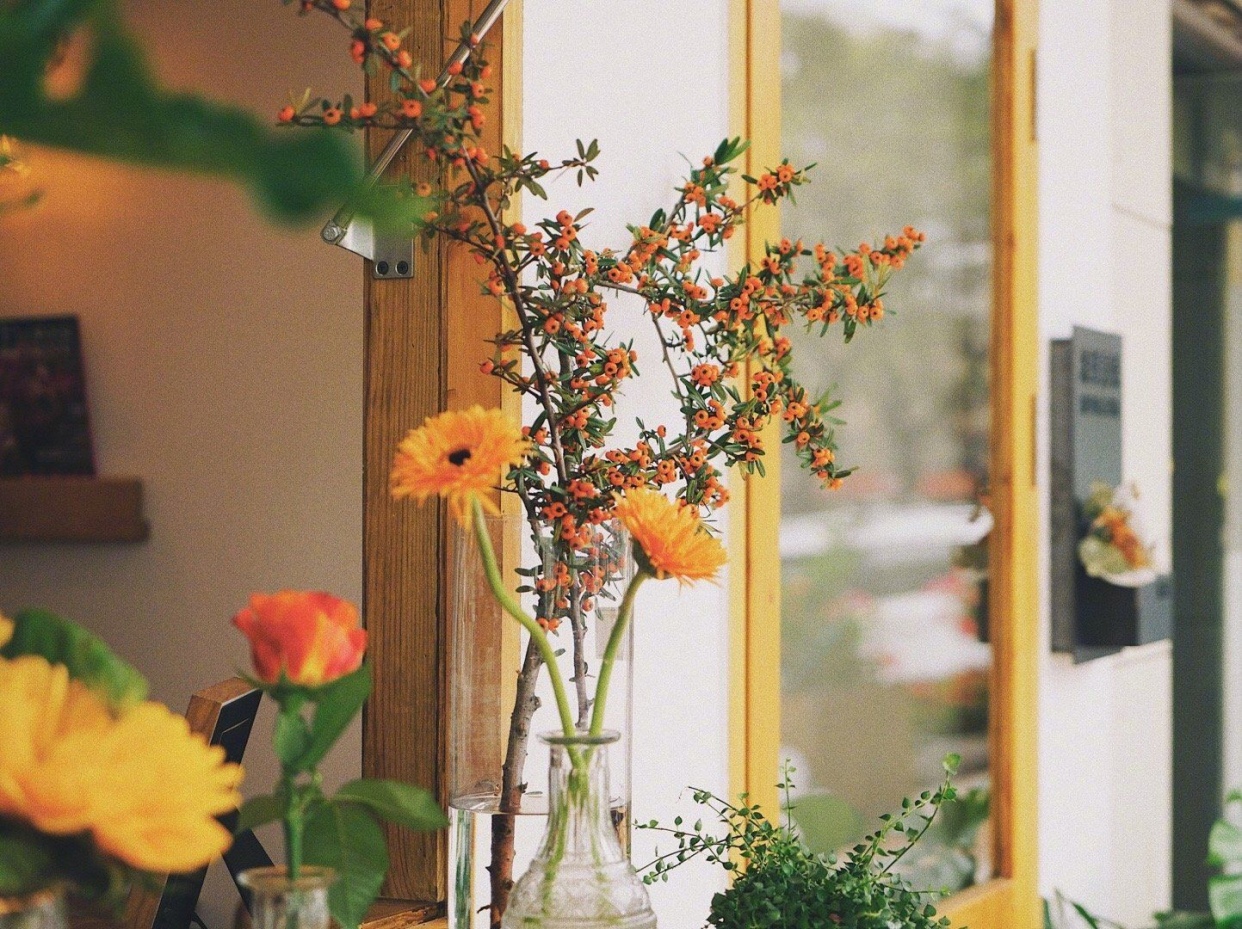 微信治愈暖色女生朋友圈配图