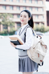 青春阳光美少女微信头像