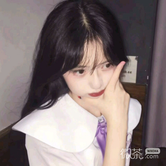 微信阳光最潮温馨女生头像