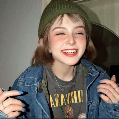 欧美范文艺女生微信头像