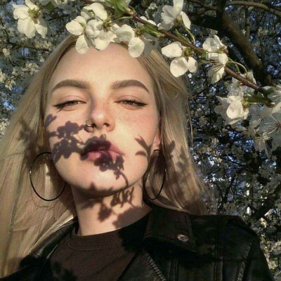 欧美范文艺女生微信头像