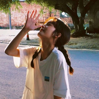 可爱的卖萌的个性女生微信头像