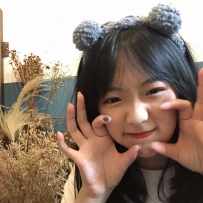 可爱的卖萌的个性女生微信头像