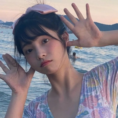 可爱的卖萌的个性女生微信头像