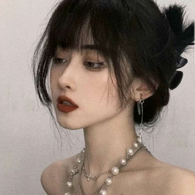 一组很有气质的个性女生微信头像