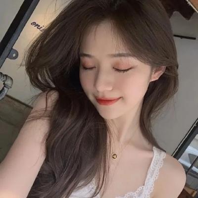 简单的抖音气质女生微信头像