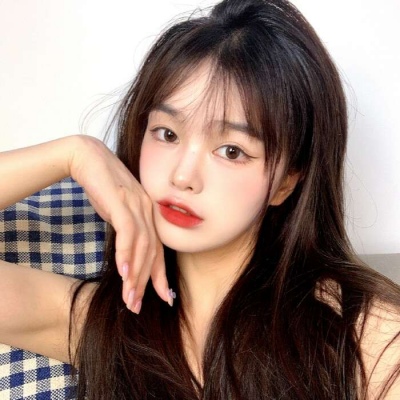 简单的抖音气质女生微信头像