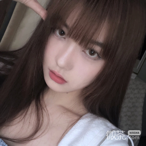 微信最潮成熟长发女生头像